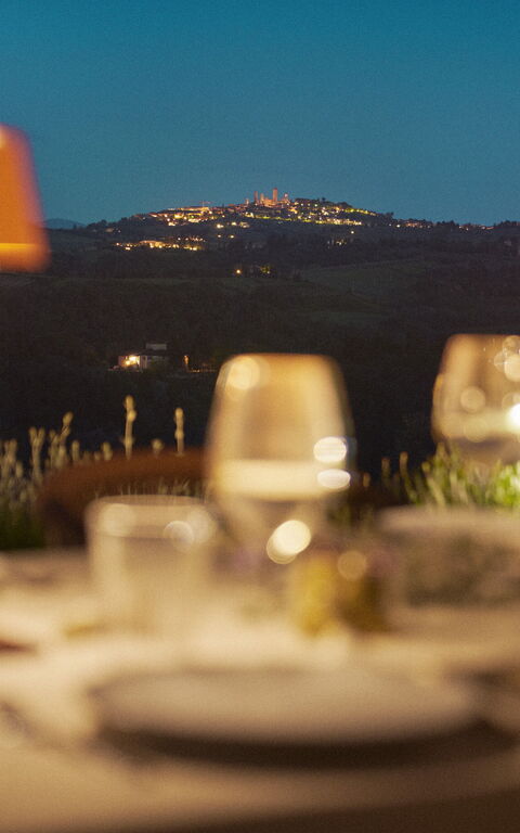 Villa Elmi: Ansichten, Außen, Balkon / Terrasse / Patio, Draussen