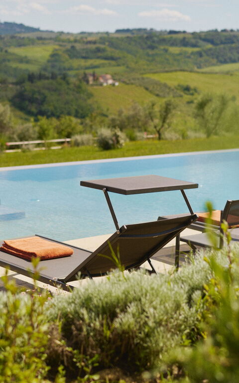 Villa Elmi: Ansichten, Außen, Draussen, Garten, Schwimmbad