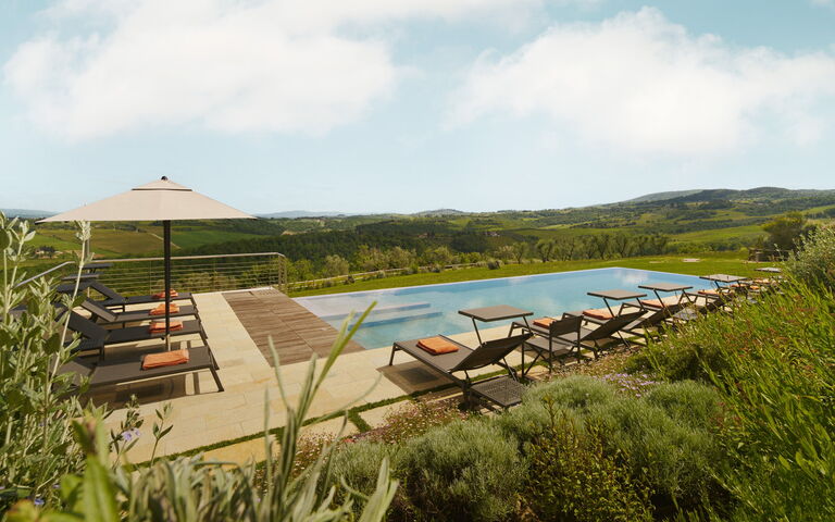 Villa Elmi: Ansichten, Außen, Draussen, Garten, Schwimmbad