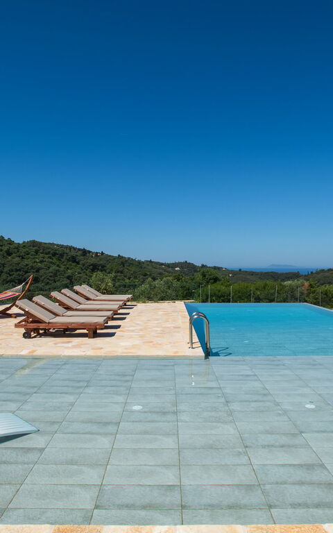 Villa Sunset: Draussen, Schwimmbad