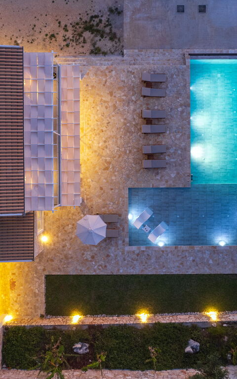 Villa Sunset: Draussen