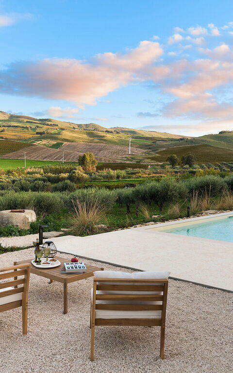 Villa Sike: Ansichten, Außen, Draussen, Schwimmbad