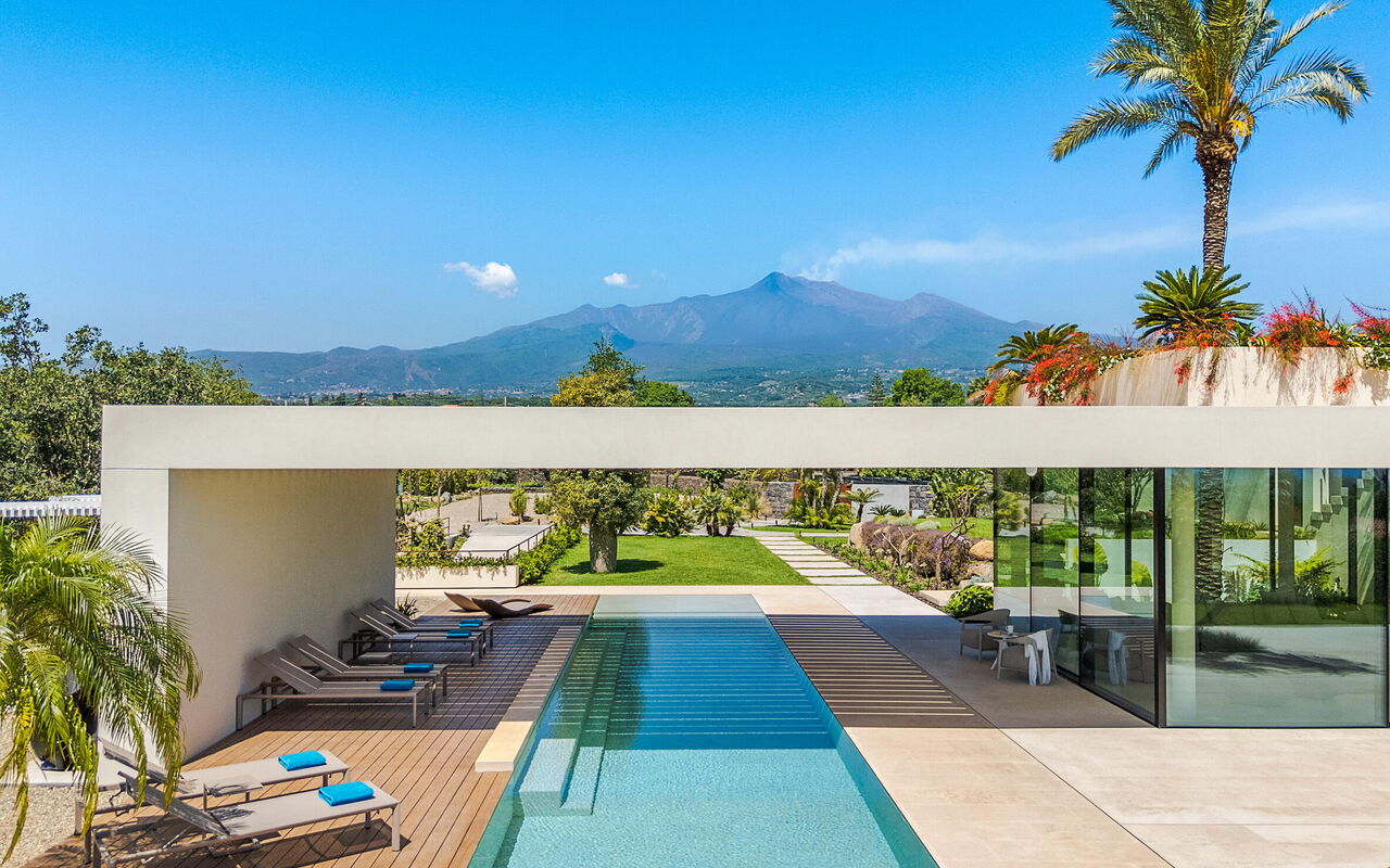Villa Hermosa: Ansichten, Schwimmbad