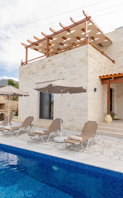 Villa Blini: Außen, Draussen, Schwimmbad