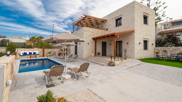 Villa Blini: Außen, Draussen, Schwimmbad