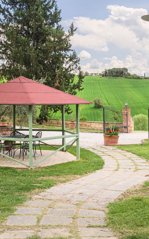 Villa la Contea: Ansichten, Außen, Draussen, Garten