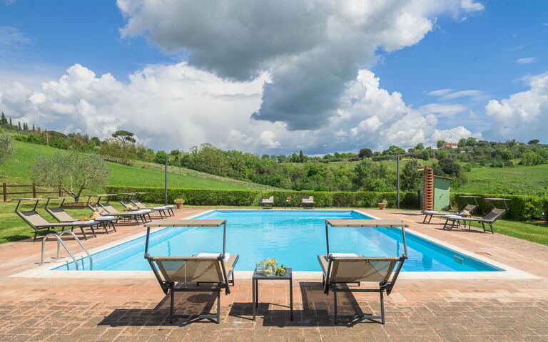 Villa la Contea: Ansichten, Außen, Draussen, Schwimmbad