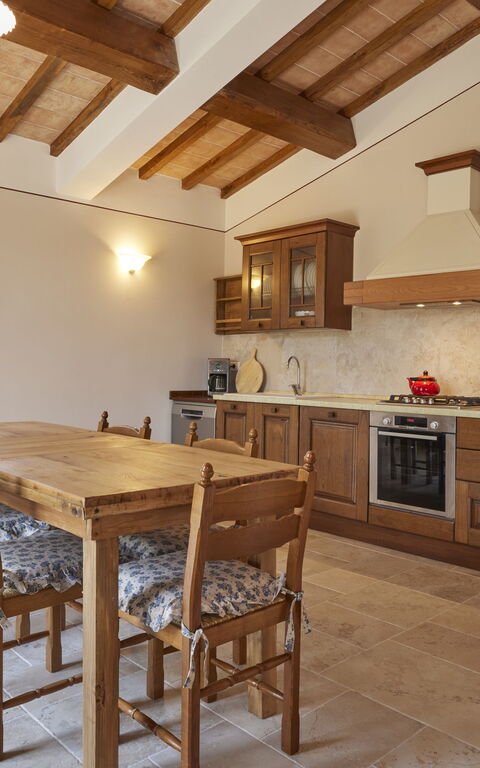 Villa Vigneto: Esszimmer, Küche