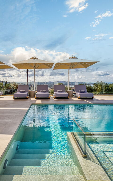 Villa Dominante: Ansichten, Außen, Draussen, Schwimmbad