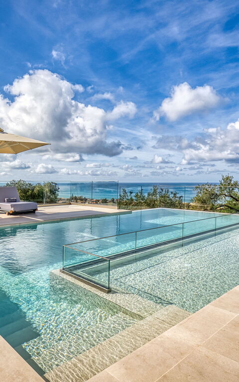 Villa Dominante: Ansichten, Außen, Draussen, Schwimmbad