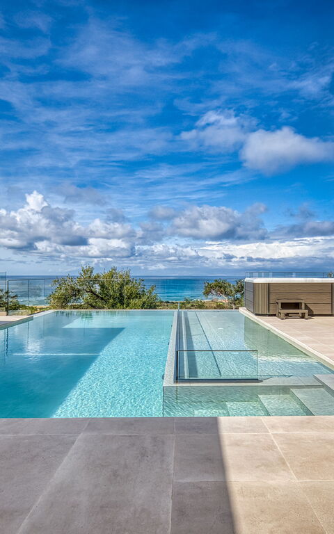 Villa Dominante: Ansichten, Außen, Draussen, Schwimmbad