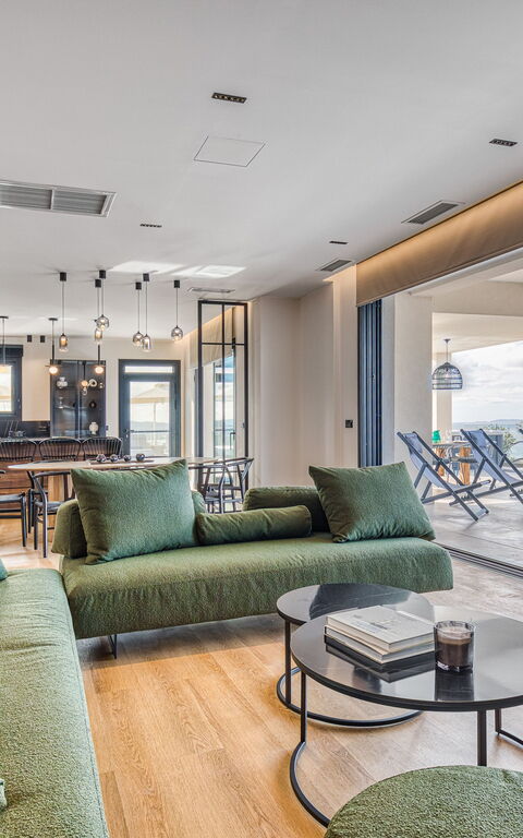 Villa Dominante: Wohnzimmer