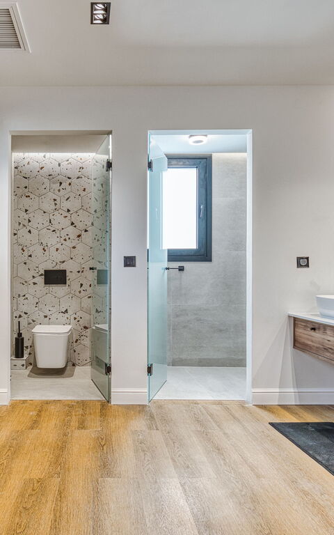 Villa Dominante: Bad