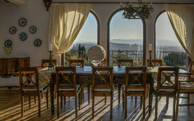 Villa Torresassa: Esszimmer