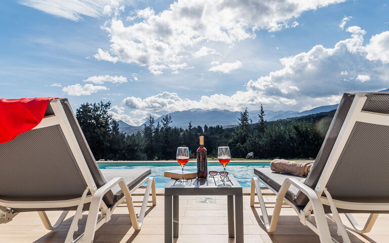 Villa Orientem Bis: Ansichten, Außen, Draussen, Schwimmbad