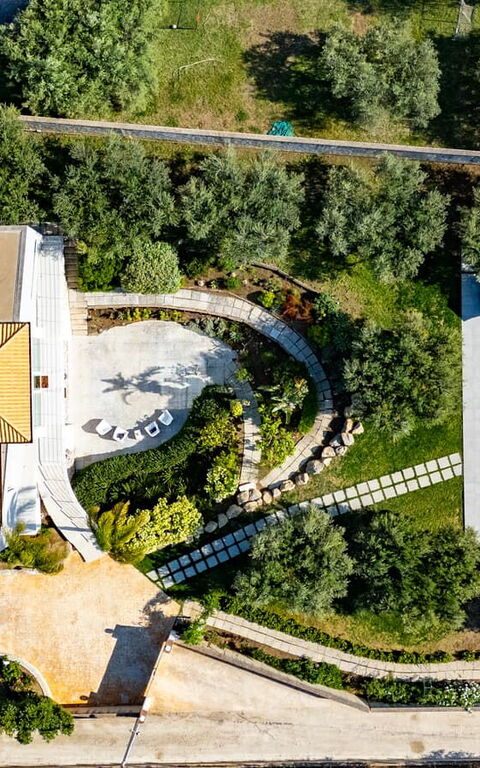 Villa Virginia: Ansichten, Schwimmbad