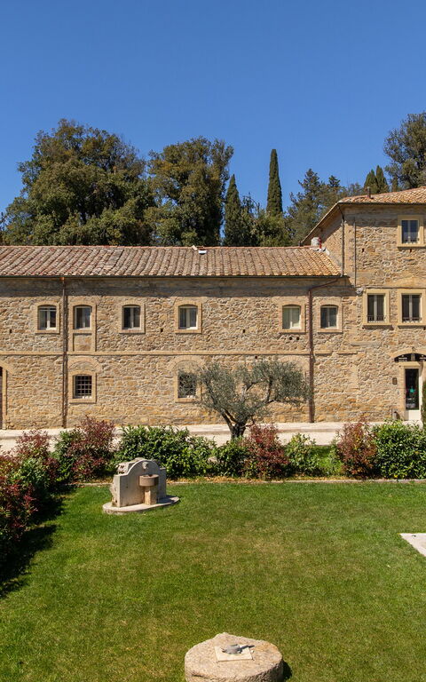 Borgo Ariano: Ansichten, Außen, Draussen