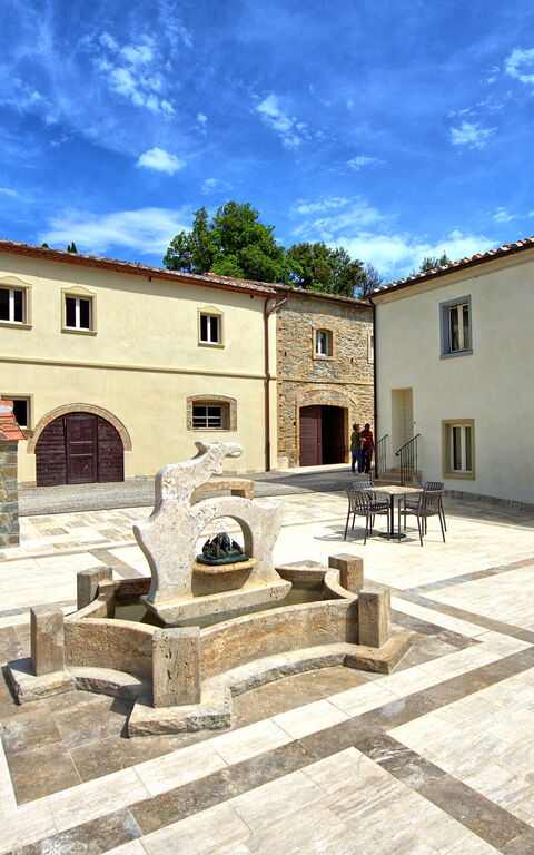 Borgo Ariano: Draussen