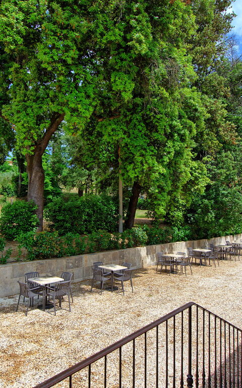 Borgo Ariano: Draussen