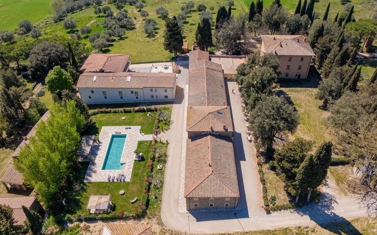 Borgo Ariano: Ansichten