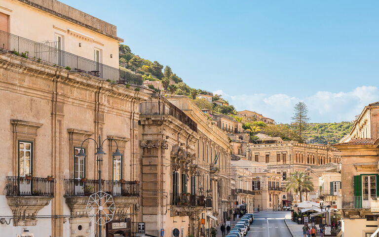 Monumento Apartament: Ansichten