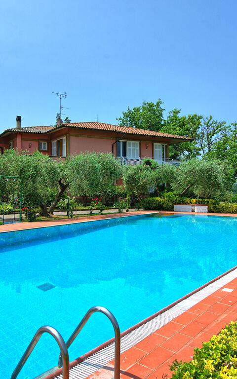 Villa Adriana: Außen, Draussen, Schwimmbad