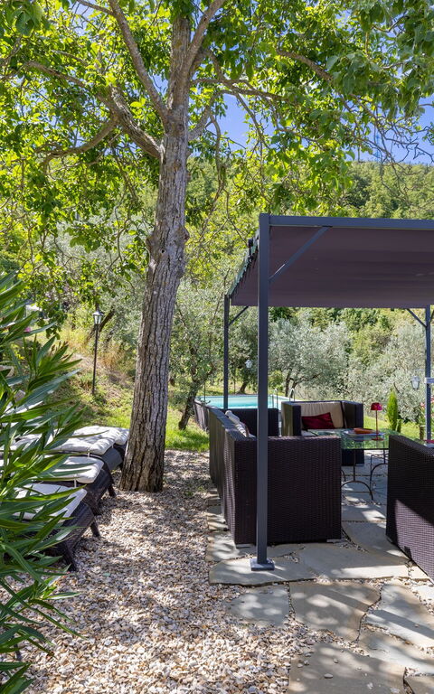 Villanova Lonciano - 2026: Außen, Draussen