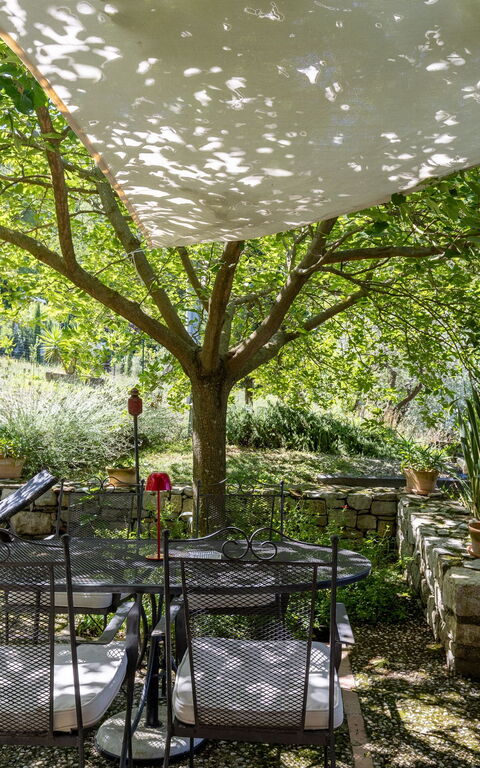 Villanova Lonciano - 2026: Außen, Draussen