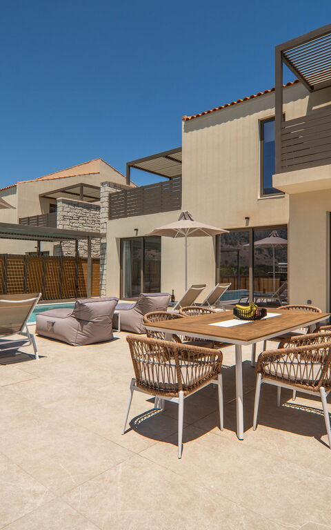 Villa Zen Chrysi: Außen, Balkon / Terrasse / Patio, Draussen, Schwimmbad