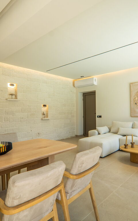 Villa Zen Aphrodite: Esszimmer