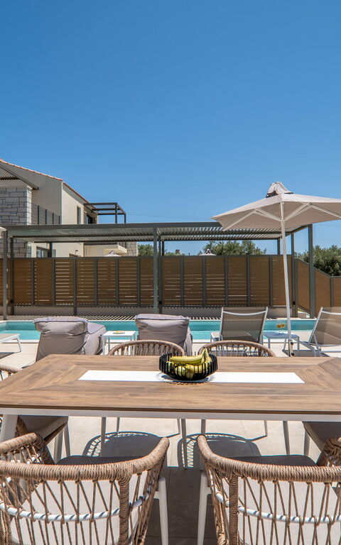 Villa Zen Aphrodite: Außen, Balkon / Terrasse / Patio, Draussen