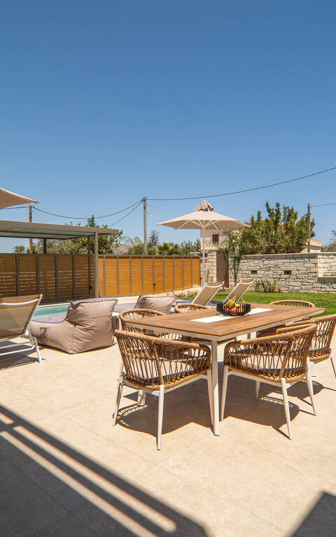 Villa Zen Hephaistos: Außen, Balkon / Terrasse / Patio, Draussen