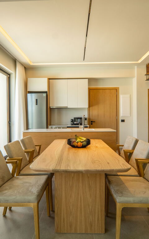 Villa Zen Hephaistos: Esszimmer