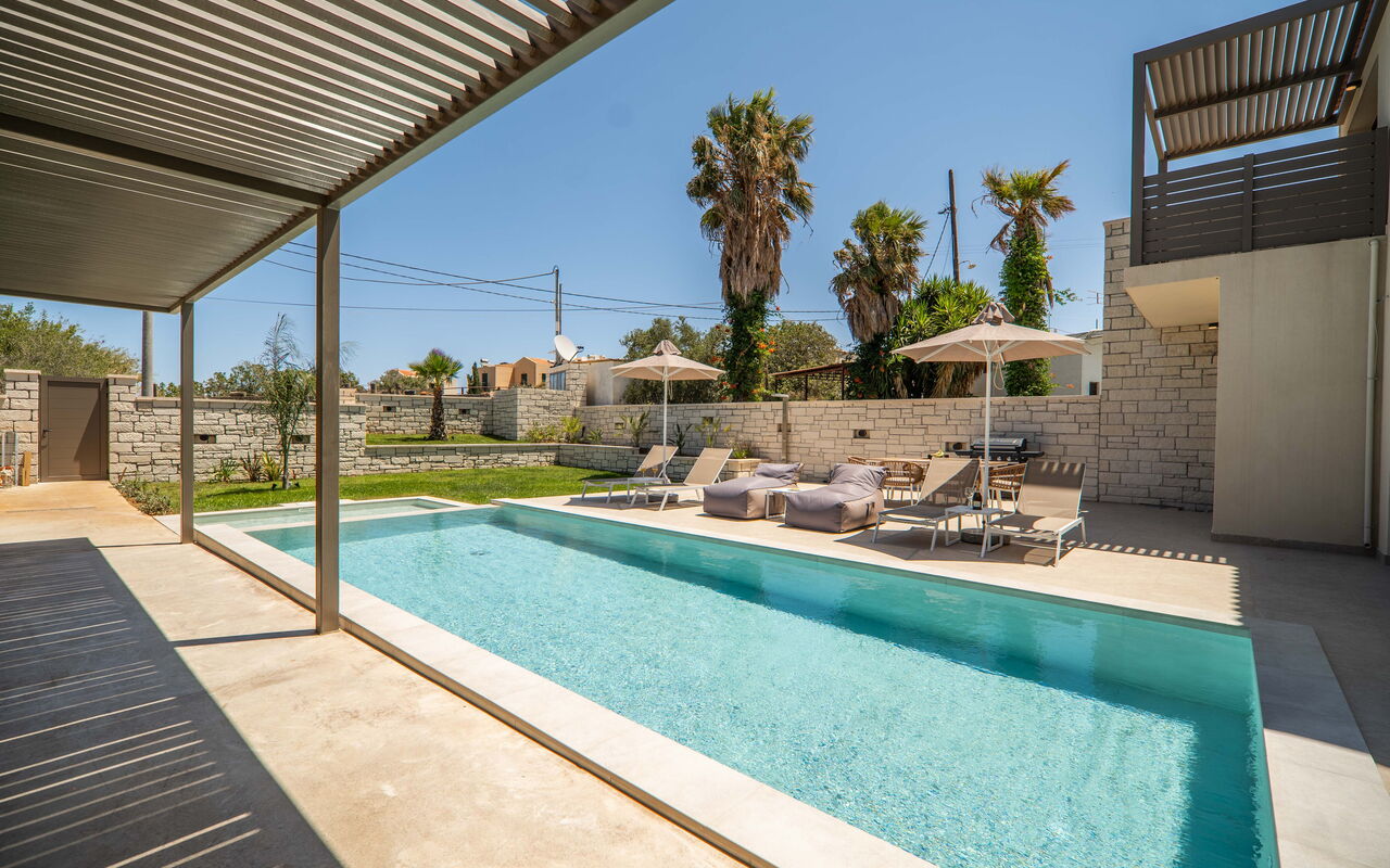 Villa Zen Hephaistos: Außen, Draussen, Schwimmbad