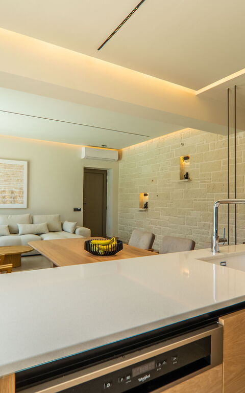 Villa Zen Hera: Küche, Wohnzimmer