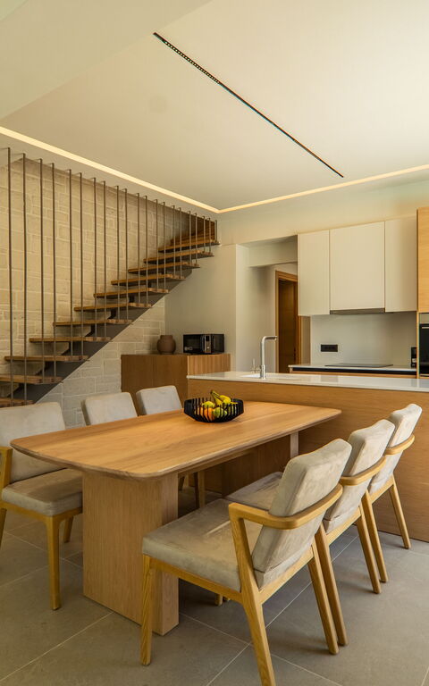 Villa Zen Hera: Esszimmer, Wohnzimmer