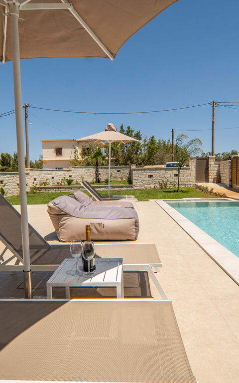 Villa Zen Hera: Außen, Draussen, Schwimmbad