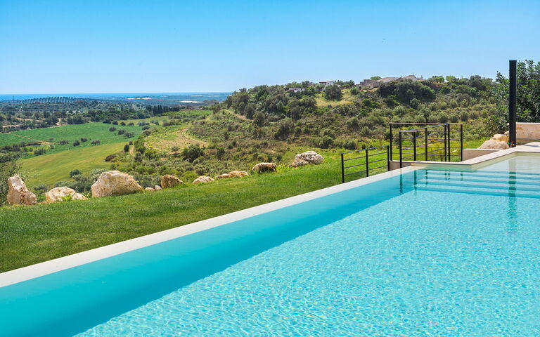 Netina Domus: Ansichten, Draussen, Garten, Schwimmbad