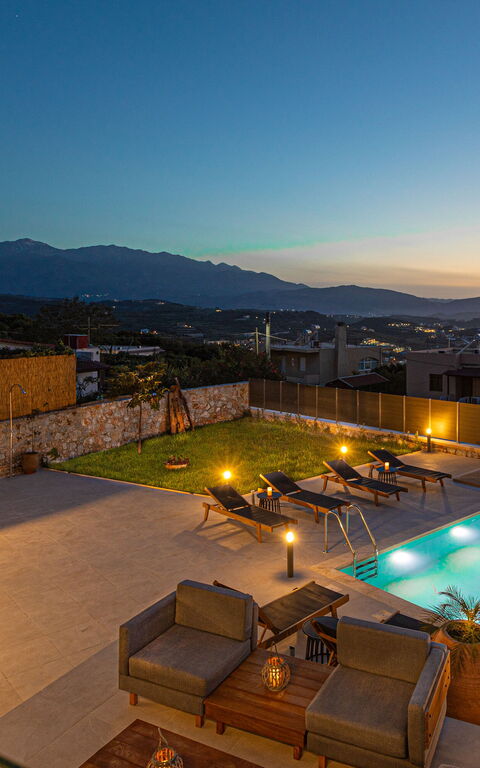 Villa Platon: Außen, Balkon / Terrasse / Patio, Draussen, Schwimmbad