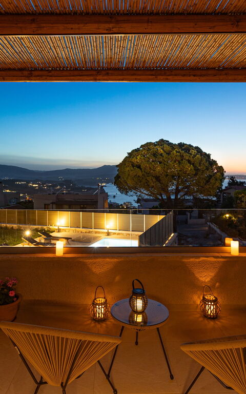 Villa Platon: Außen, Balkon / Terrasse / Patio, Draussen