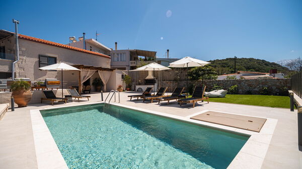 Villa Platon: Außen, Draussen, Garten, Schwimmbad