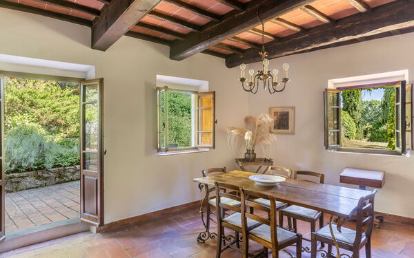 Unterkunft Villa: Esszimmer