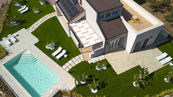 Villa Aversa: Außen, Balkon / Terrasse / Patio, Draussen, Garten, Schwimmbad