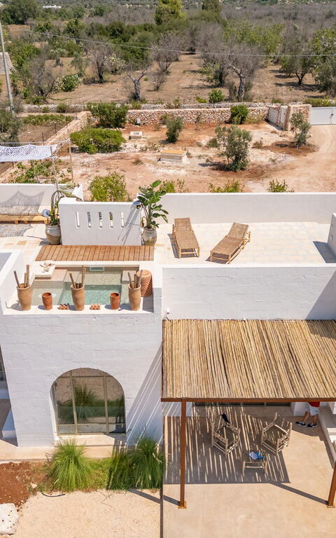 Villa Perla Del Sud: Ansichten, Außen, Balkon / Terrasse / Patio, Draussen