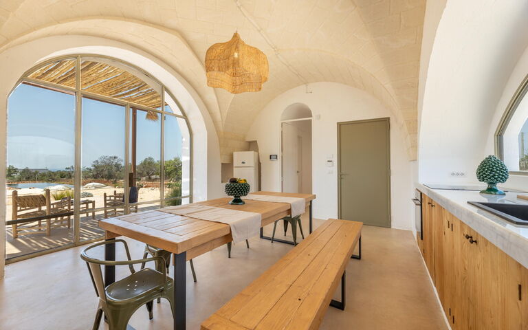 Villa Perla Del Sud: Esszimmer, Küche
