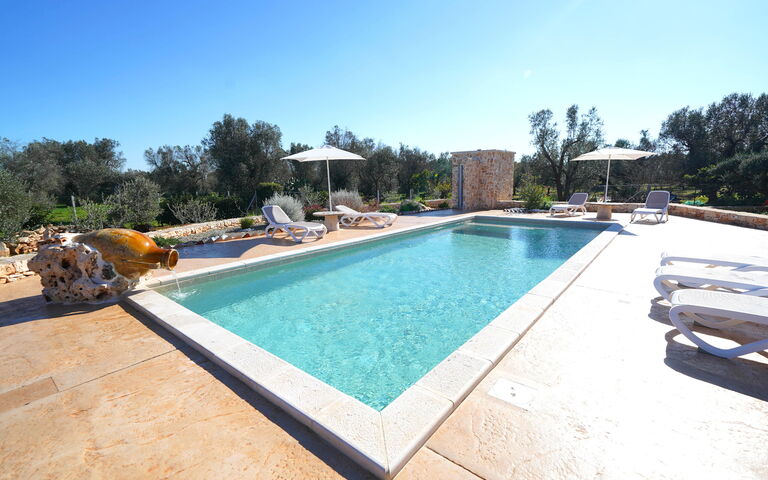 Trullo Samanta: Außen, Draussen