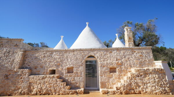 Trullo Samanta: Außen, Draussen