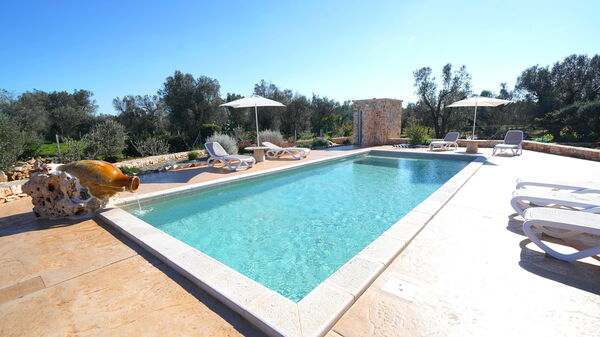 Trullo Samanta: Außen, Draussen