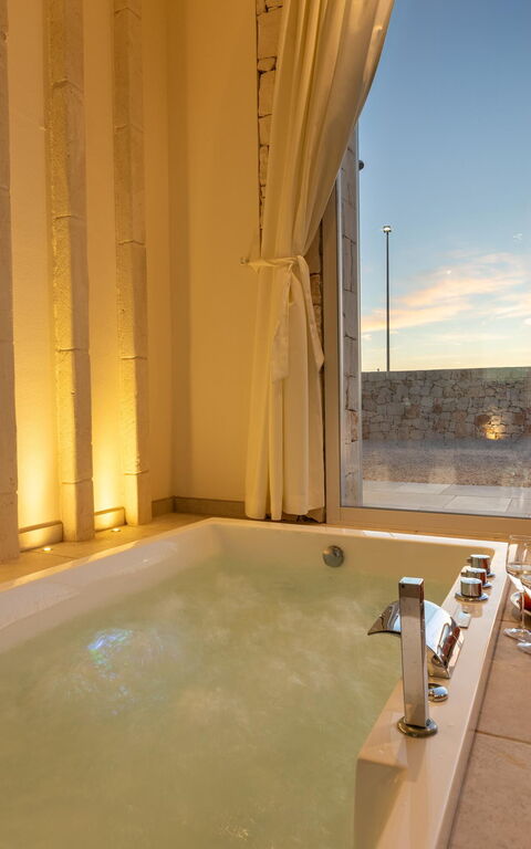 Villa Regina Sul Mare: Whirlpool