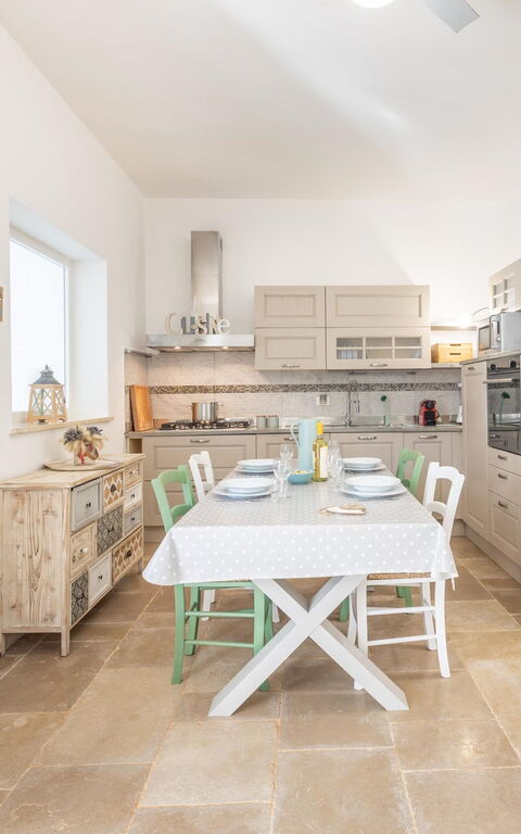 Villa Lampu Di Luce: Esszimmer, Küche, Wohnzimmer